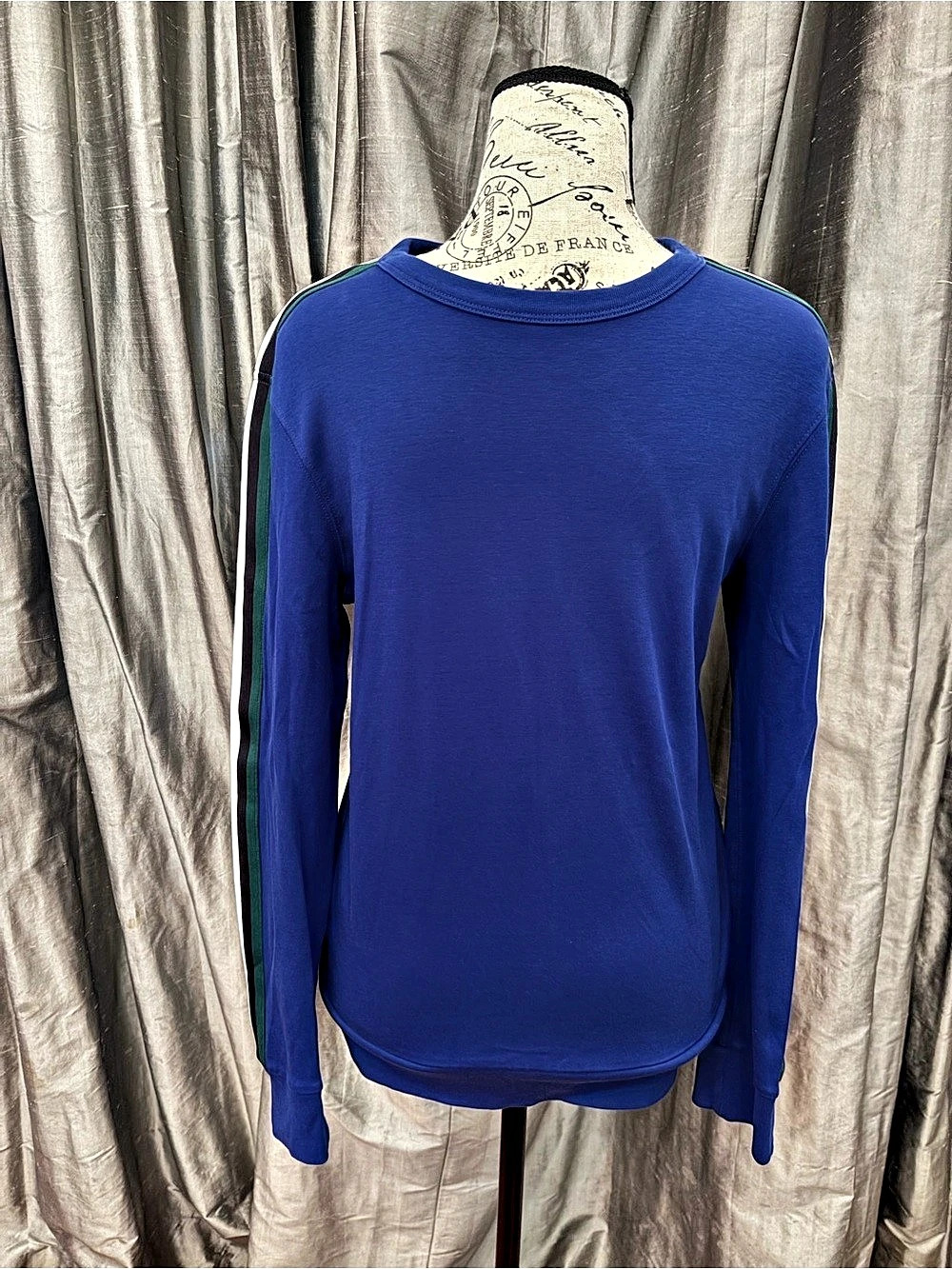 Men’s Small MURANO Liquid Luxury Slim Fit Striped Long Sleeve Tee in Blue Size